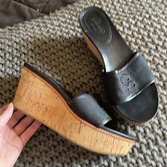 Coach sandals - Picture 2 of 3
